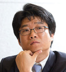 이성로 일요신문 편집국장