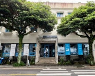 기자야 말로 걷는 게 많이 필요하지 않나 싶어요