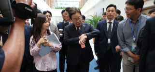 출입기자들 