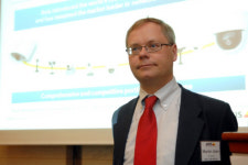 “네트워크 카메라가 영상감시 시장 대체할 것”