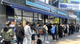 편의점 큰 손으로 뜬 게임 팬덤…GS25, 블루 아카이브빵 200만개 판매