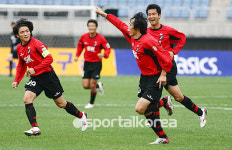 [포토] 골을 넣고 환호하는 김길식