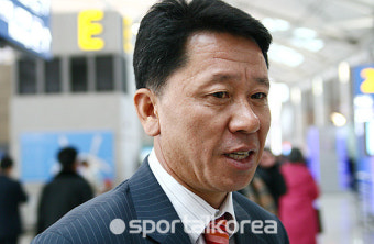 정해성 감독, “또 다른 색깔의 부천축구 선보일 터”
