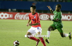 [U-17 월드컵] 한국, 토고 꺾고 16강 진출 희망 이어가