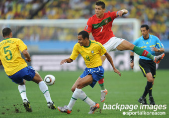 [포르투갈 vs 브라질] 호날두, '중거리 슈팅!'