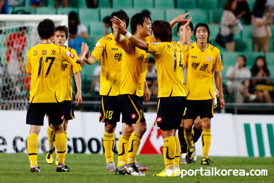 신태용 감독, 제주에 1-0 승리로 울산 현대 데뷔전 성공