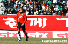 [12R 리뷰] 루크 K리그 데뷔골 경남, 제주와 1-1 무승부