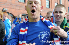 명가(名家) 몰락, 레인저스 1년간 선수영입 금지