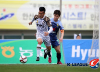 [챌린지 5R] ‘첫 맞대결’ 안산, 이랜드와 2-2 무승부…4위 도약