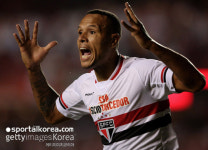 [영상] 브라질 대표 출신 파비아누의 기가 막힌 