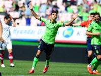 [클래식 11R] ‘이동국 170호골’ 전북, 대전에 2-1 역전승… 쾌조의 3연승