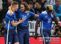 [A매치] '우드 결승골' 미국, '피파랭킹 1위' 독일에 2-1 역전승