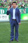 최강희의 화끈한 공약, ‘수원전 4만명 오면 춤춘다’