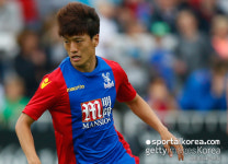 [EPL 1R] 이청용 선발 66분 C.팰리스, WBA에 0-1 패배... 불안한 출발