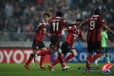 [ACL 4강] 로페즈 골 전북, 서울 제치고 5년 만에 결승행(총합 5-3)...알 아인과 격돌