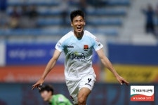 [클래식 14R] 정조국 결승골 강원, 제주 2-1 제압...5연승+3위 도약