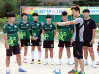전북 선수들, 중학교 축구선생님으로 깜짝 변신