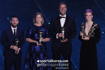 [오피셜] '올해의 선수' 메시, '노쇼' 호날두...감독상은 클롭(종합)