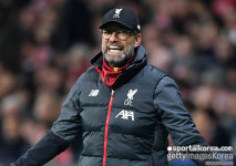 클롭, “코로나19 때문에 리버풀 우승 무효? 망상이다”