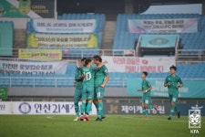 [FA컵 2R] 안산 드디어 웃었다, K4 시흥에 3-0 완승…대전과 24강 대결
