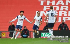 [EPL 4R] ‘SONNY IS BACK 토트넘, 맨유에 6-1 대승... ’SON 2골 1도움‘