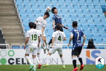 [K리그1 19R] 쿠니모토가 구했다… 전북, 인천 원정서 1-1 버저비터 무