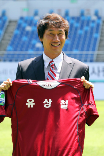 ‘유상철의 감독 첫 팀’ 대전, 추모 공간 마련... 이민성 “너무 빨리 떠났다”