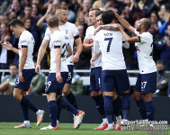 [EPL 7R] ‘이타 플레이의 정석’ 손흥민 1도움+자책골 유도, 토트넘 3연패 탈출… 빌라에 2-1 승