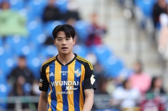 울산 설영우, 홍心 잡고 전천후 풀백으로 진화