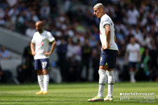 ‘손흥민-케인 오구오구 내 새끼! 히샬리송 글쎄...’ 토트넘 새 감독 속내는?