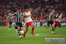 ‘매 경기 증명하는 김민재’, 6.7로 수비진 평점 1위...걷어내기 6회 리커버리 7회+비운의 3실점→경기력과 다른 1골 차로 뮌헨은 맨유에게... 