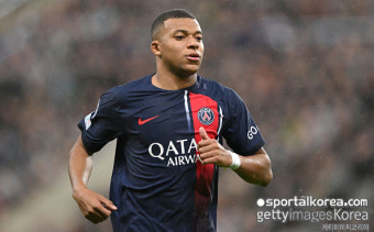 PSG 감독의 조언... “음바페가 발롱도르 수상하려면 파리와 프랑스 둘 다 우승시켜야지”