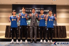 [기자회견] ‘울산 3연속 왕좌 지킨다’ 홍명보 감독, “다른 팀 견제 알고 있어” 자신감