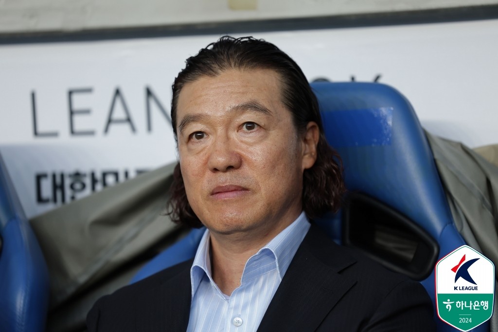 울산 HD, 새 감독 신태용의 데뷔전에서 제주SK FC 제압하며 11경기 연속 무승 탈출