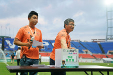 [K리그 포커스] 축구만 잘하는 시대는 갔다...대규모 축제 대행에 성공한 제주, 지역 사회와 상성하는 투잡 눈길