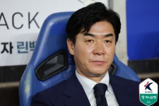 [K리그1 30R] ‘강윤구-아타루 골’ 울산, 강원 2-0 누르고 ‘선두 탈환+3연승’
