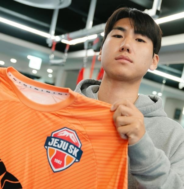 제주 SK, 유인수 멀티골로 FC 서울에 3-1 승리