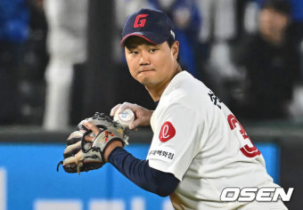 '2024시즌 실책 2위' 롯데 내야 확! 달라진다...'민호 스쿨' 재가동→타겟은 고승민·손호영 