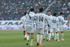 [K리그1 1R] 유강현 선제골 김천, 전북에 1-2 패…정정용 감독, 전체적으로 괜찮았다