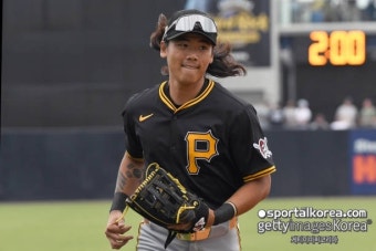 살았다! 배지환, 개막 로스터 합류→MLB 4번째 시즌 맞는다...'OPS 1.017' 무력시위 통했다