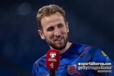 해리 케인 리버풀로 갈 수 있다... “그는 머릿속 멜로디, 축구 시장 변덕스러워” 英 수석 기자 폭로