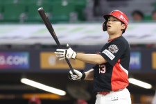 야수 전원 소모에 투수 김기훈 대타까지, 1승 위해 전부 쏟아부은 KIA…간신히 끊어낸 6연패, 11회 말은 옥에 티