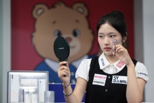 얼음공주 한지은, 화장품 모델로 나섰다! 프로당구 에스와이 선수단, SY 베리테옴므 챔피언십 포토콜 참여