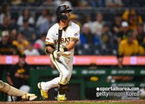 '타율 0.077 추락' 배지환, 116일 만의 MLB 복귀전에서 무안타…'볼넷+득점' 올렸으나 팀은 8점 차 대패