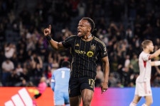 이럴수가, LAFC '흥부 듀오' 빠졌는데도 1위 보인다! 토론토 2-0 격파!...6연승 달성+3위로 껑충