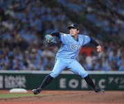 책임감과 자부심을 품에 안고 있는 힘껏 던지고 싶다 ERA 0.17 초특급 불펜 대신 합류하는 스미다의 각오