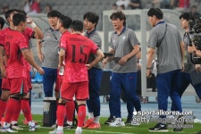 홍명보호 초비상! 현상금 216억 마약왕 사살→국가적 혼란 韓대표팀 월드컵 개막 도시, 전쟁터로 변했다...차량·주유소 방화 잇따라