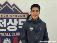 [현장핫피플] 김천 데뷔골 홍윤상 꼭 추모 세리머니 하겠다고 다짐했다...가장 소중했던 팬 항상 기억하겠다는 의미