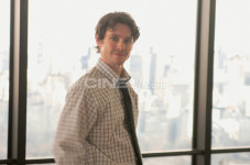 [휴 댄시] 악센트와 외모, 그 이상