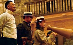 세 배우의 능청스런 연기와 대사의 맛 <양자탄비>